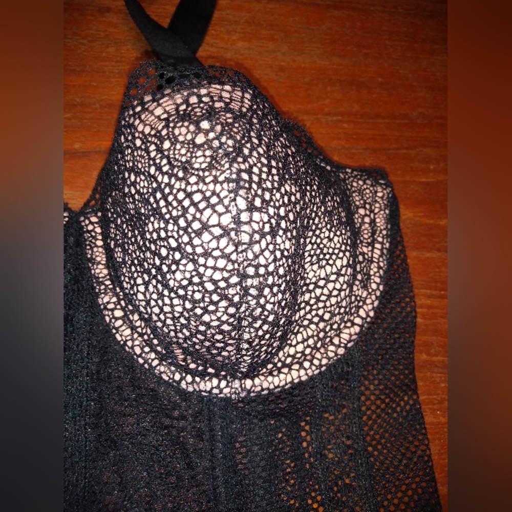 Sexy Black Merry Widow, Corset, No Size 26 Inches Across Breast, Built-I… - Picture 8 of 15